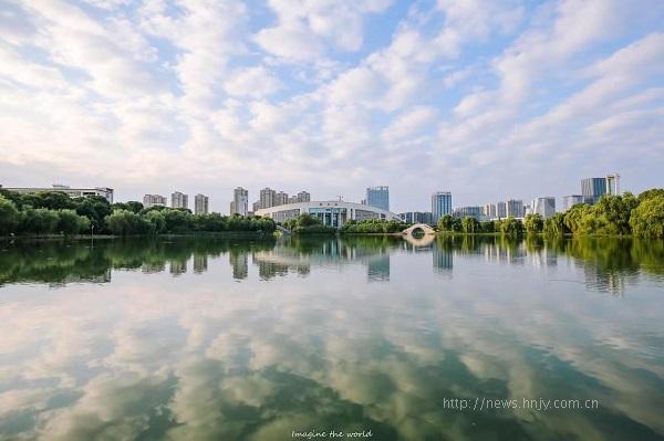星空xingkong(中国)图书馆远景.jpg 星空xingkong(中国)图书馆远景.jpg