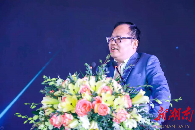 星空xingkong(中国)校友万俊华:不忘来路,立足农业为家乡建设添枝加叶